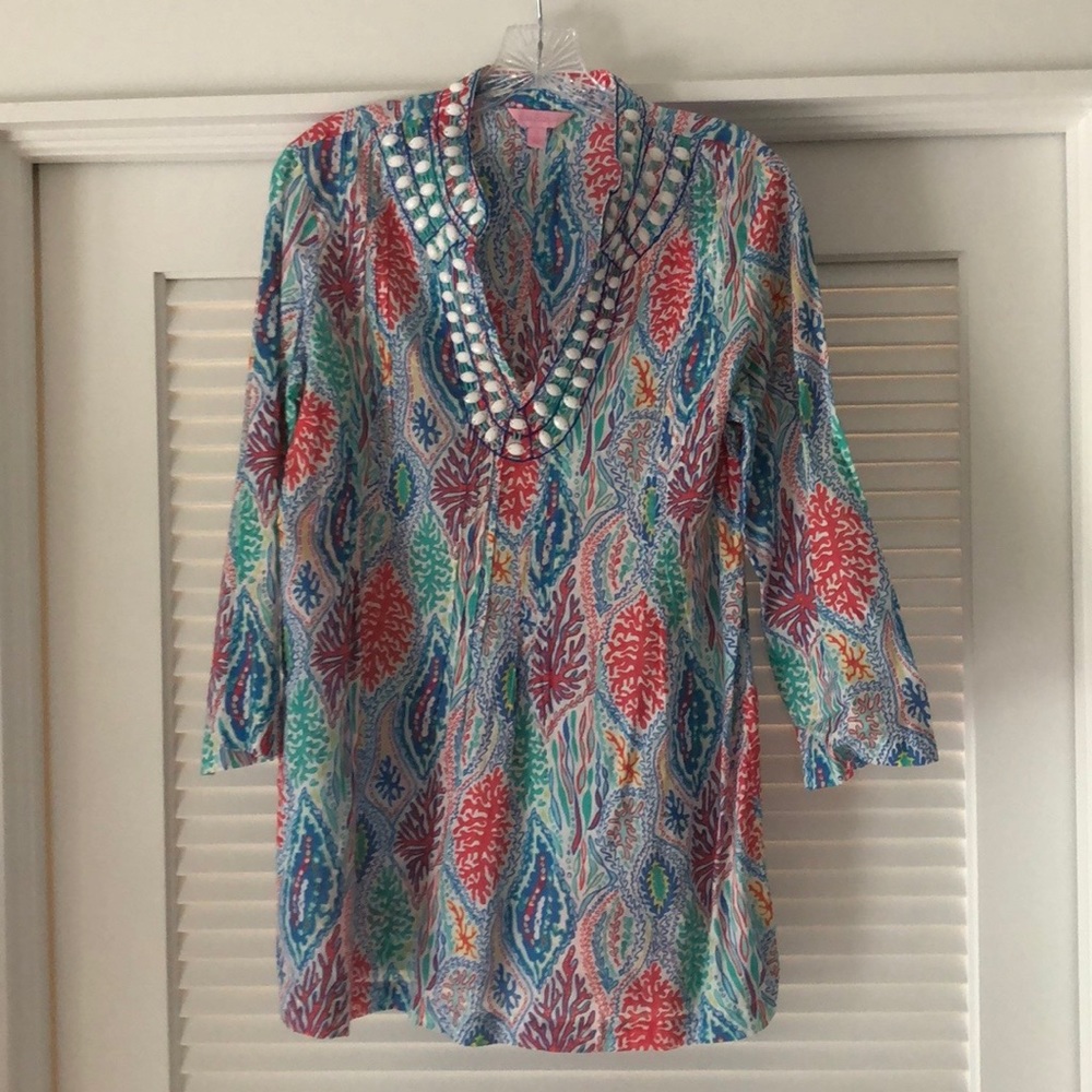 Size medium Lilly tunic